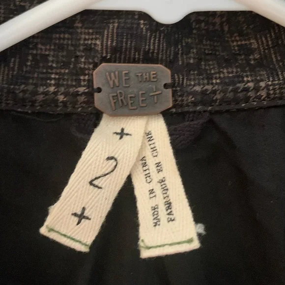 SALE! 24 hrs! Free People We The Free Moto Jacket Cheetah Print Size 2
Like New! - Picture 6 of 12